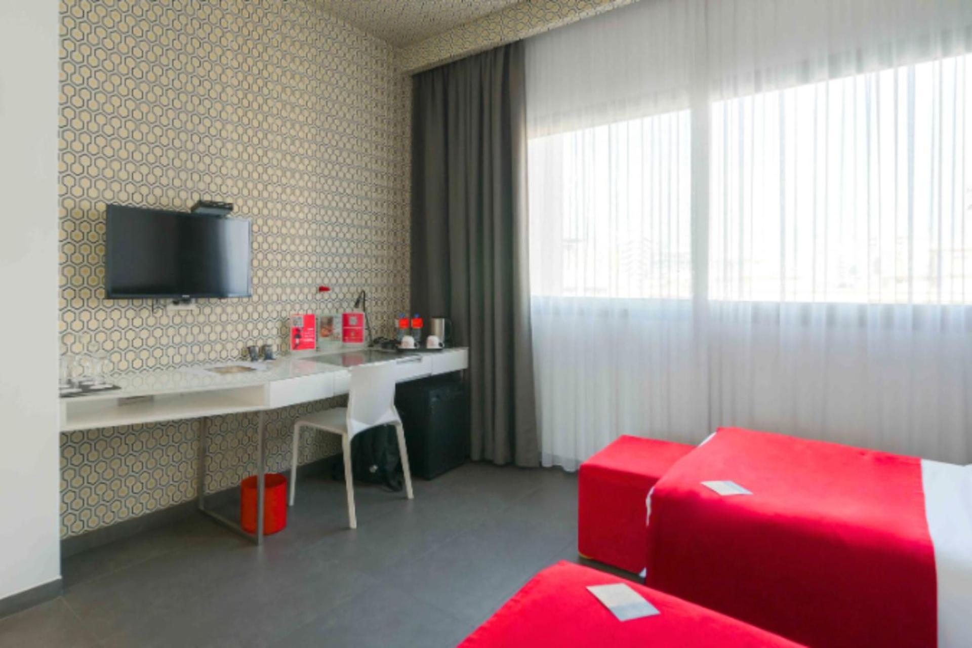 The Smallville Hotel Beirut Exterior photo